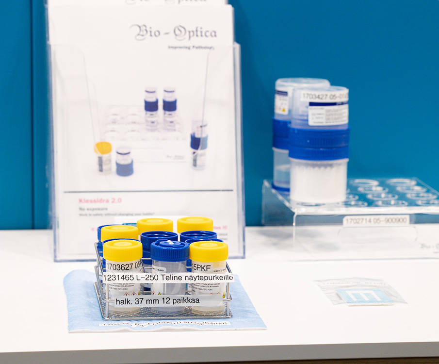 Bio-Optican fiksatiivit ja värjäysreagenssit